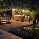 Avec Vue Magnifique -entierement Climatisee - Piscine *