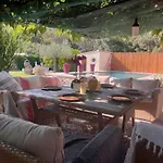 Avec Vue Magnifique -entierement Climatisee - Piscine Villa