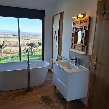 Villa Au Calme Vue Magnifique Entierement Climatisee Et Piscine