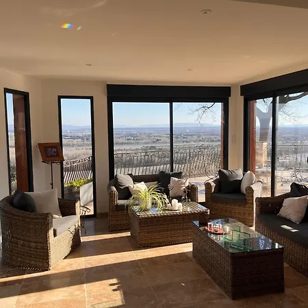 Au Calme Vue Magnifique Entierement Climatisee Et Piscine Villa *