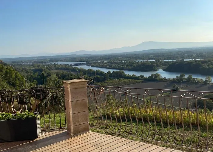 Au Calme Avec Vue Magnifique -entierement Climatisee - Piscine Villeneuve-lès-Avignon