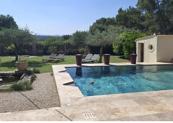 Vila Au Calme Avec Vue Magnifique -entierement Climatisee - Piscine *